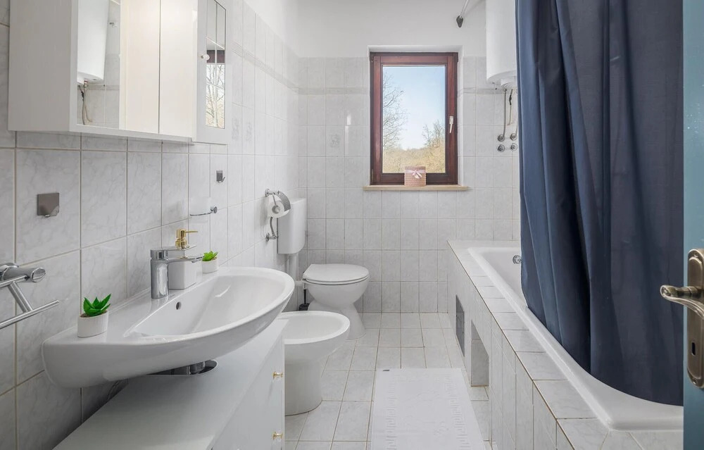 Beautiful Home in Antonci With Outdoor Swimming Pool, Wifi and 8 Bedrooms