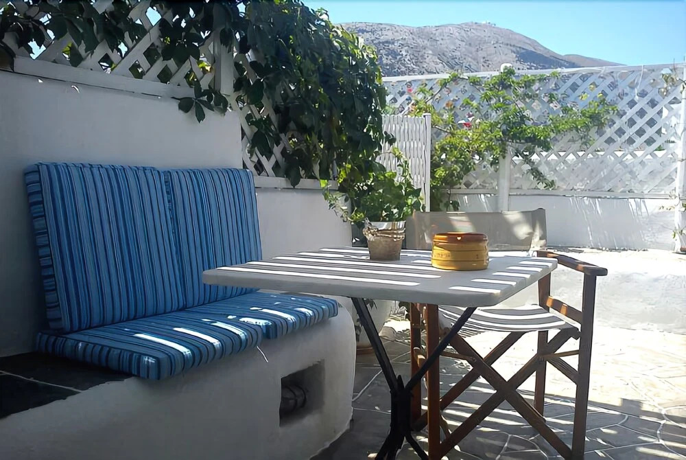 Anthousa Hotel