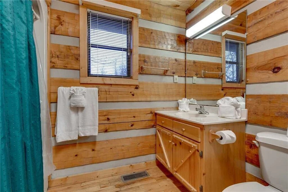 Mountain Splendor - One Bedroom Cabin