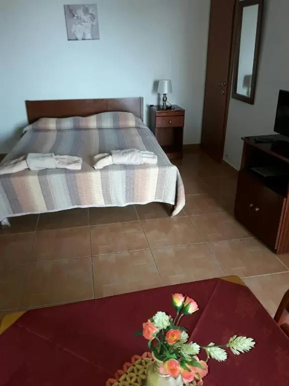 Yialos Apartments