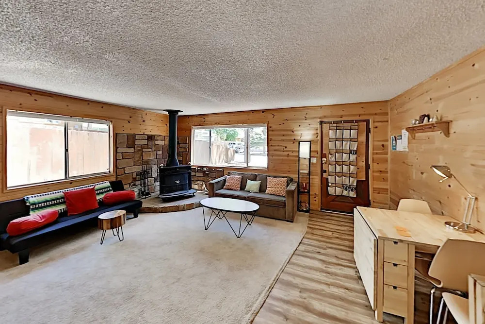 40256est 3 Bedroom Home