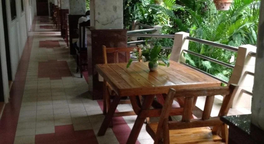 Coconut House Chaweng Hostel
