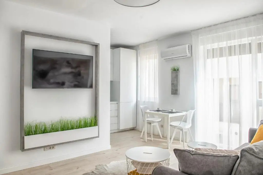West Residence Apartments
