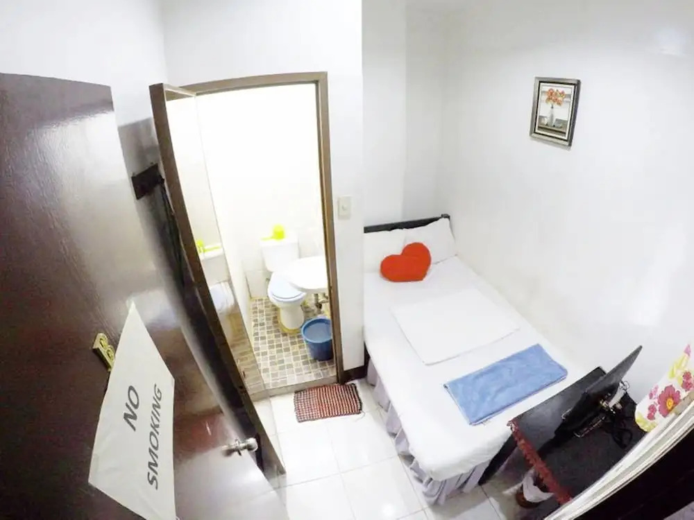 Mimi's Travelers Suites