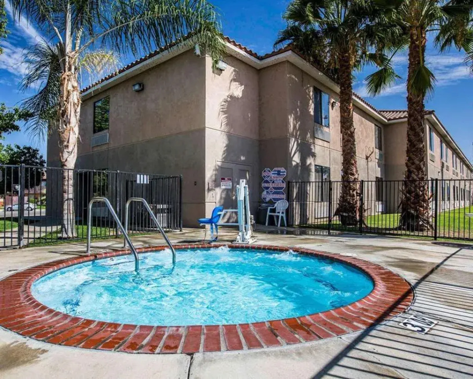 Sleep Inn & Suites Bakersfield North