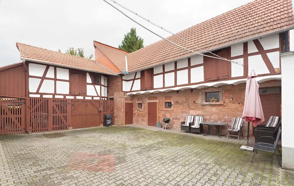 Villa Filimena - Monteurunterkunft Gründau