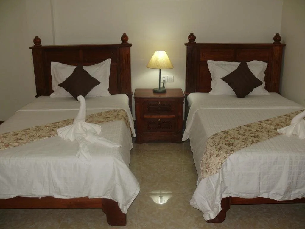 Vanne Hotel
