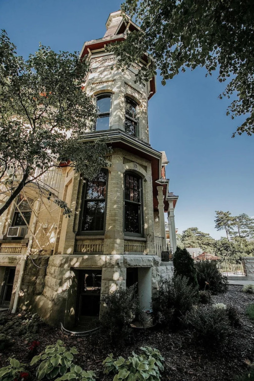 Inn at Pine Terrace