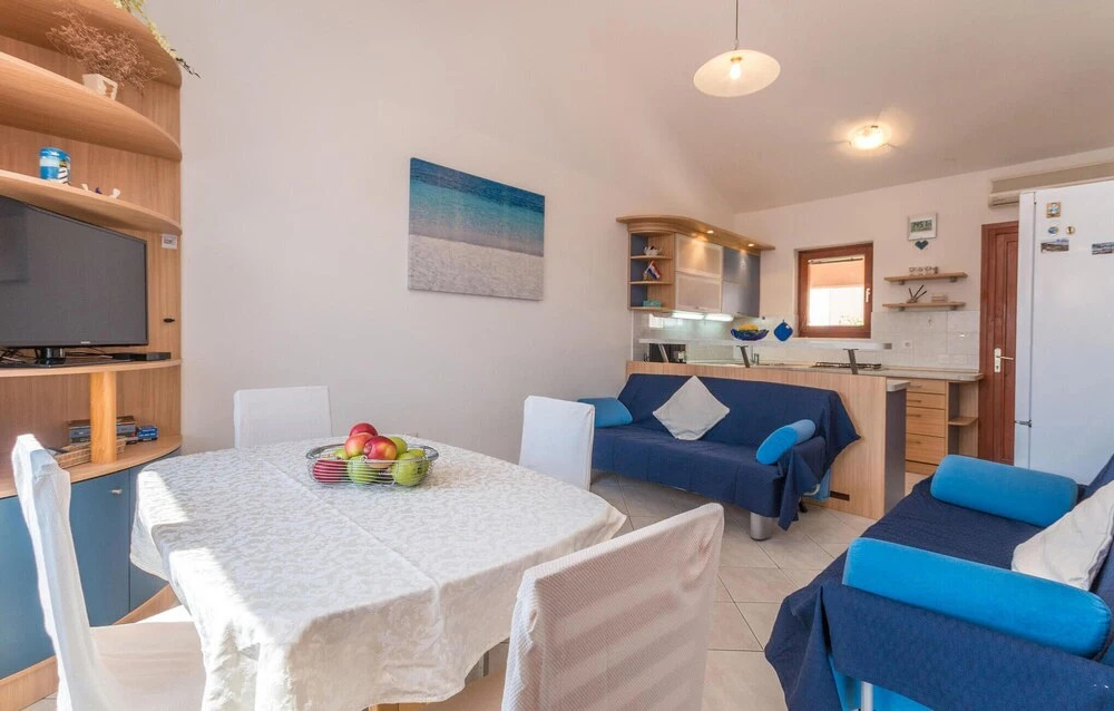 Amazing Apartment in Biograd na Moru With Wifi and 1 Bedrooms