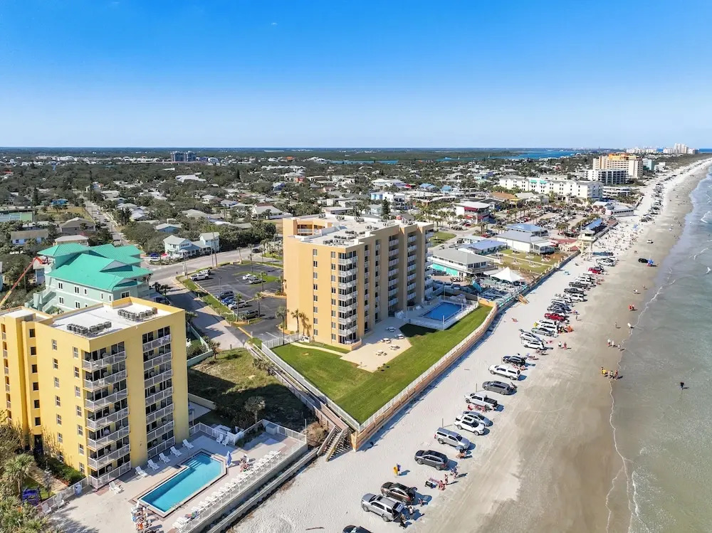 Oceania Beach Club 504