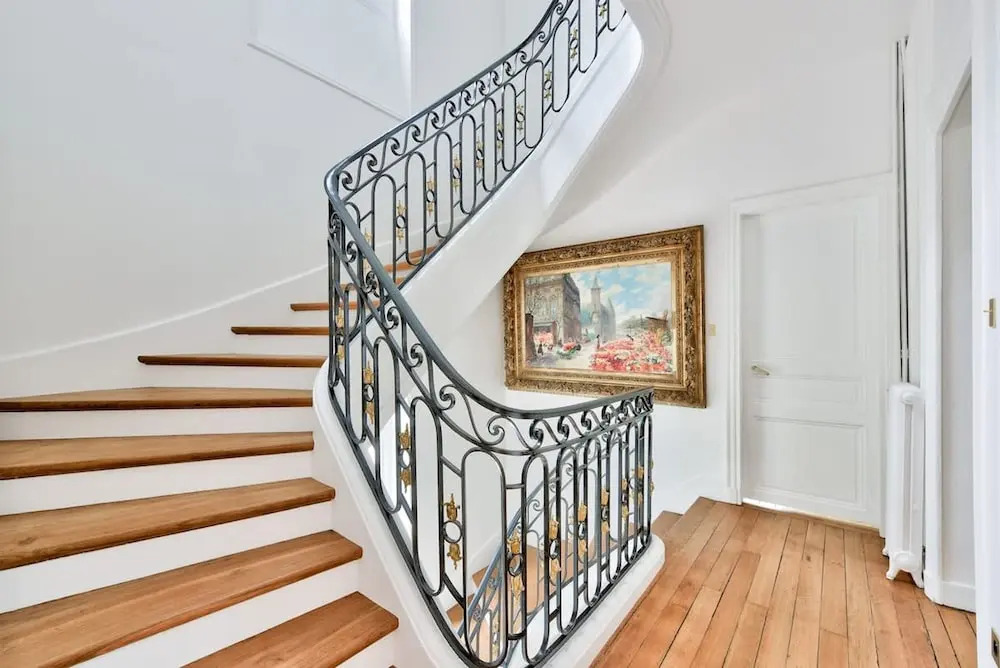 Noble Luxury Residence in the Heart of Paris