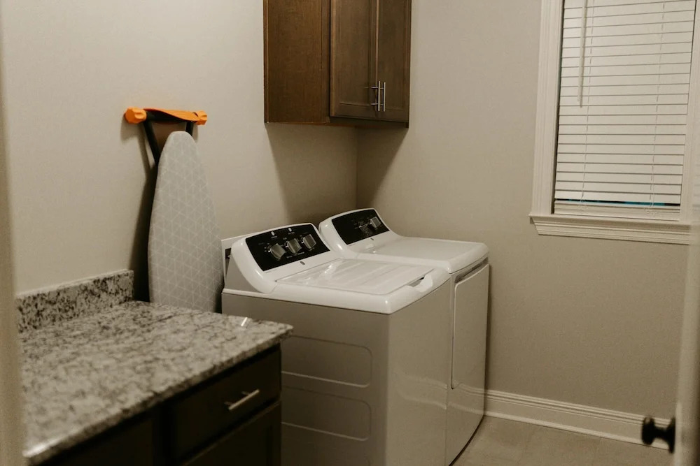 Brand New Contemporary Long Term Stay