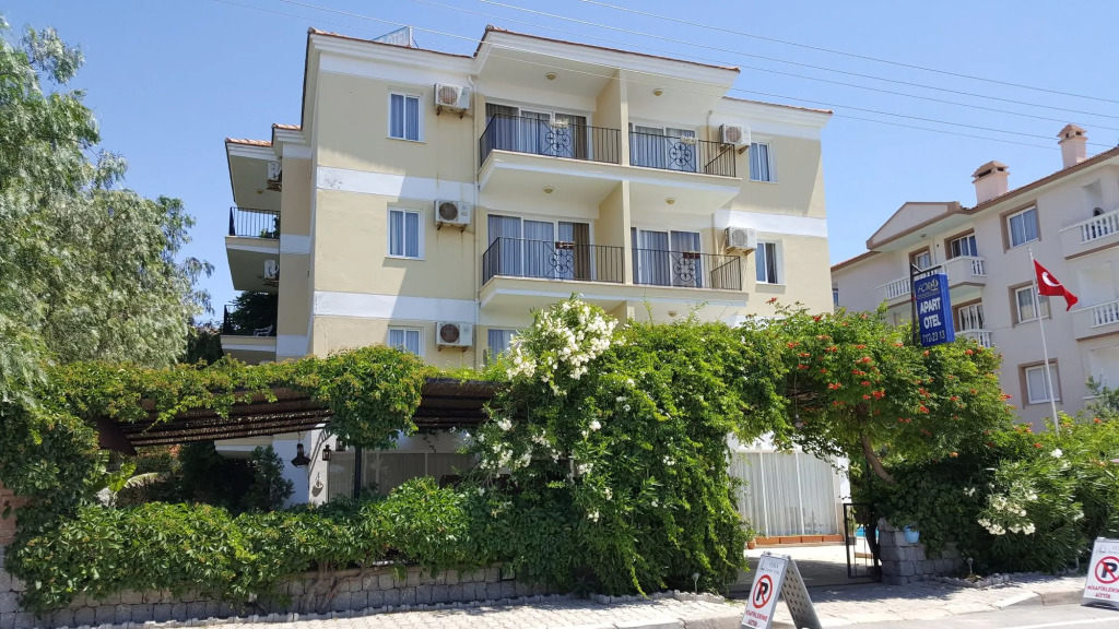 Fora Apart Otel Cesme