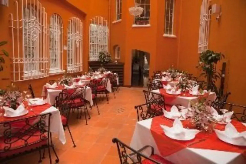 Ambar Hotel