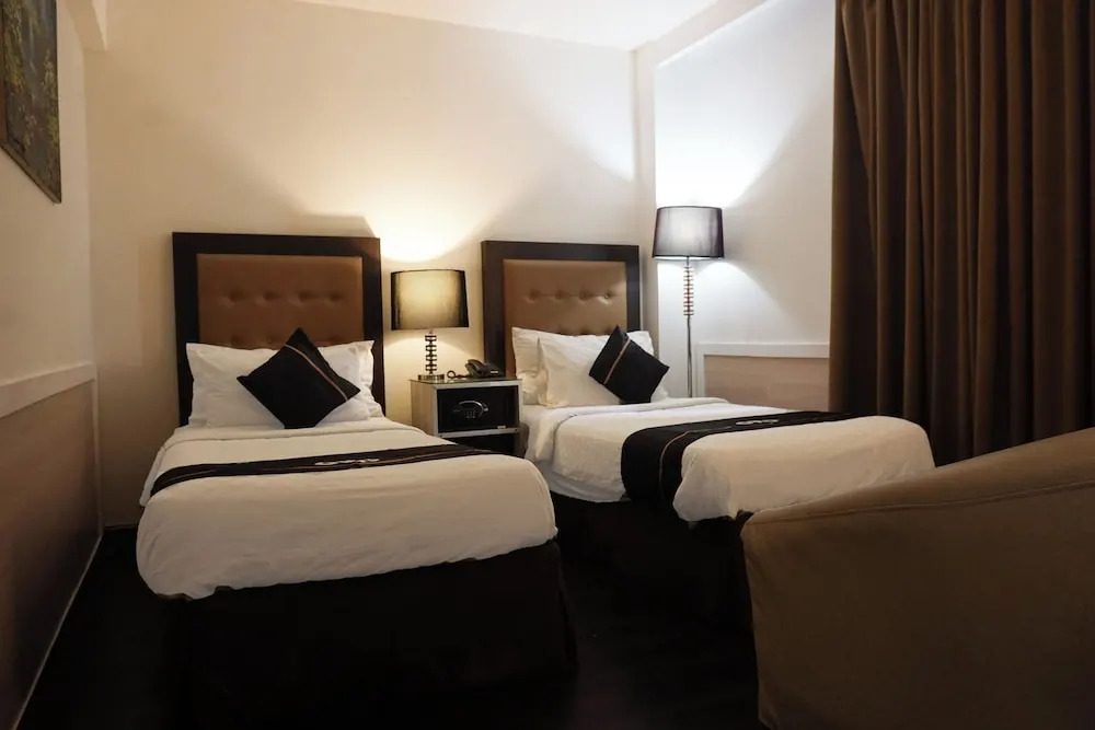 Hotel O Townhouse Oak Grand Orienchi