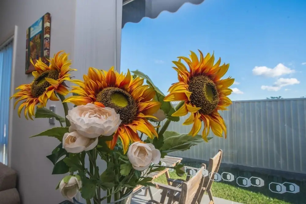 PEACEFUL 2Kingbed RootyHill Townhouse near Station