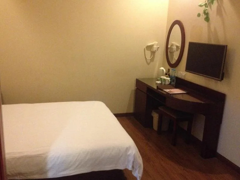 Hanting Hotel Shanghai Zhangjiang Road Metro Station