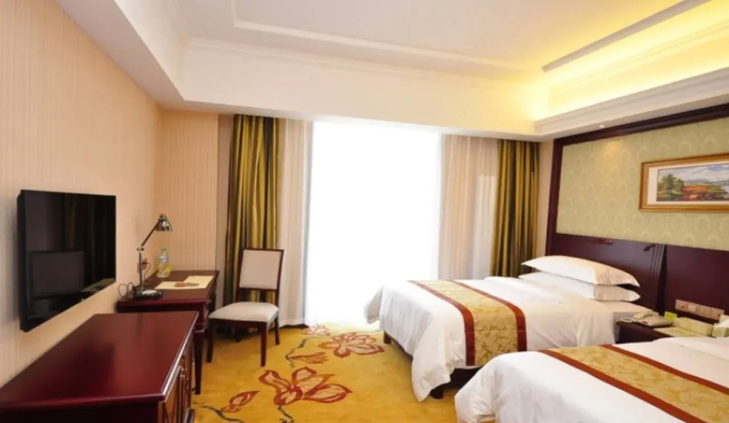 Vienna Hotel Jinan Liancheng Square Branch