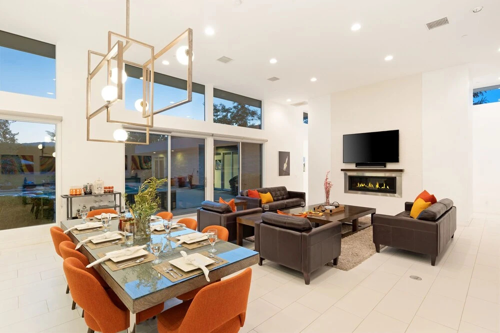 Polo Villa 2 by Avantstay Entertainer's Backyard w/ Pickleball Court, Volleyball Court, Pool & Spa 260314 6 Bedrooms