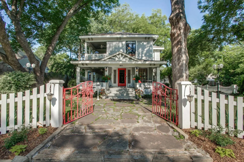 Red Gate Inn
