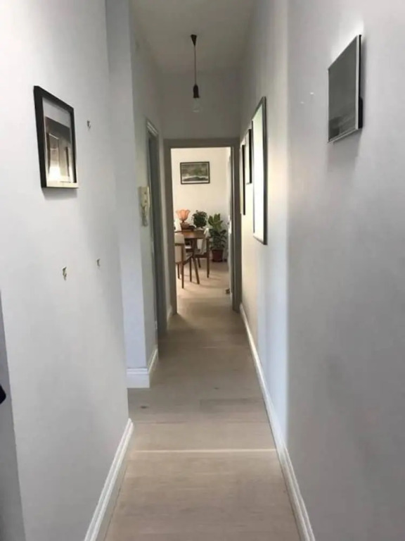 2 Bedroom Apartment Near Stepney Green Sleeps 4