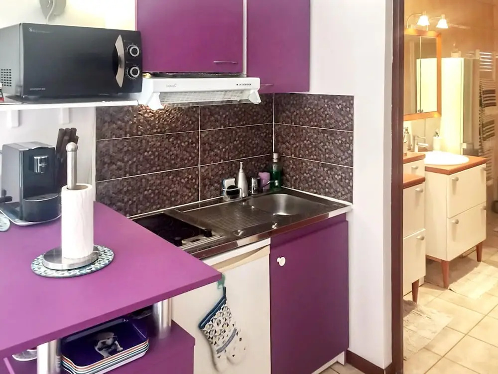Studio in Tremblay-en-france, With Enclosed Garden and Wifi