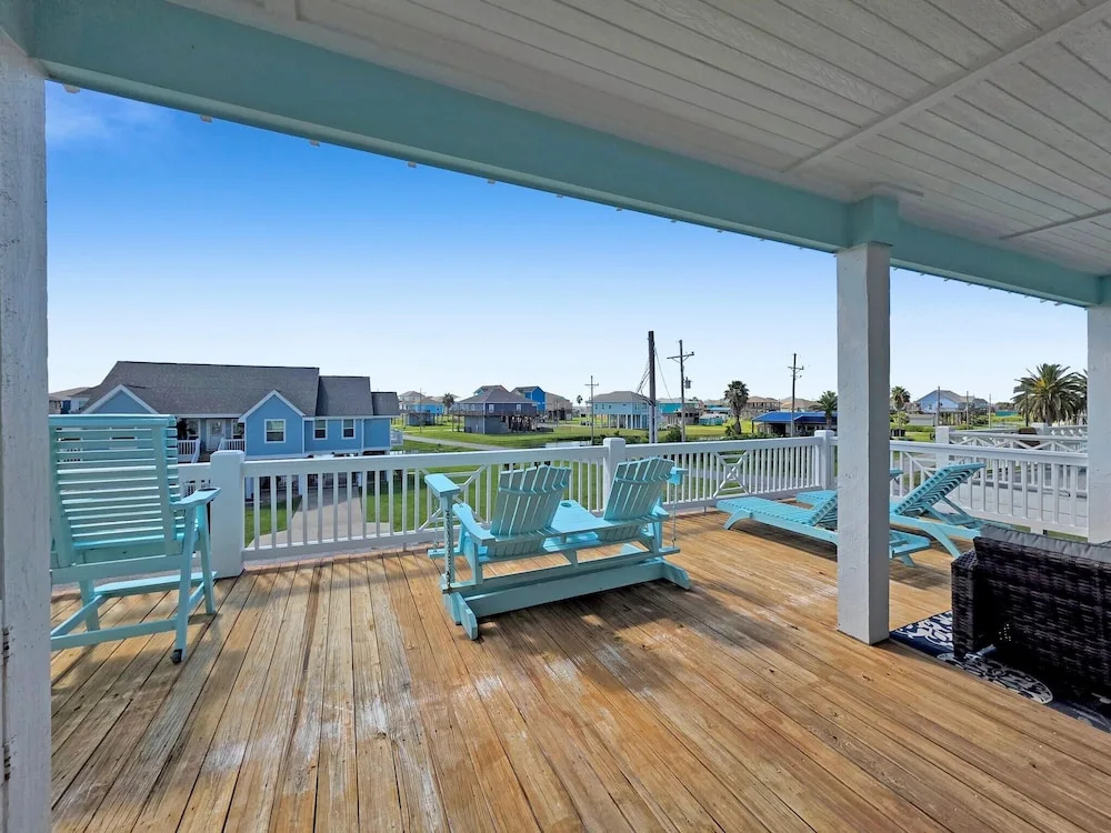 Sun Of A Beach 3 Bedroom Home