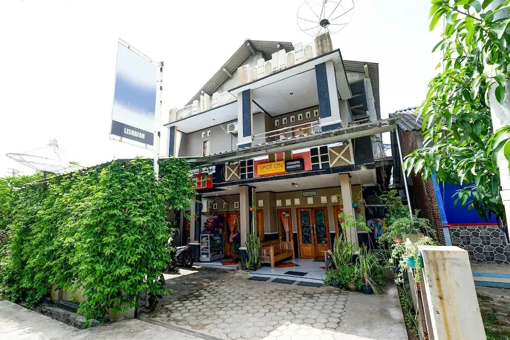 OYO 2430 Lisshaffa Homestay