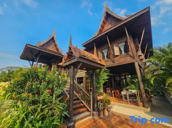 The Thai House Homestay & Thai Cooking Experiences