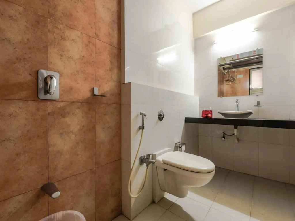 OYO Apartments Bandra East