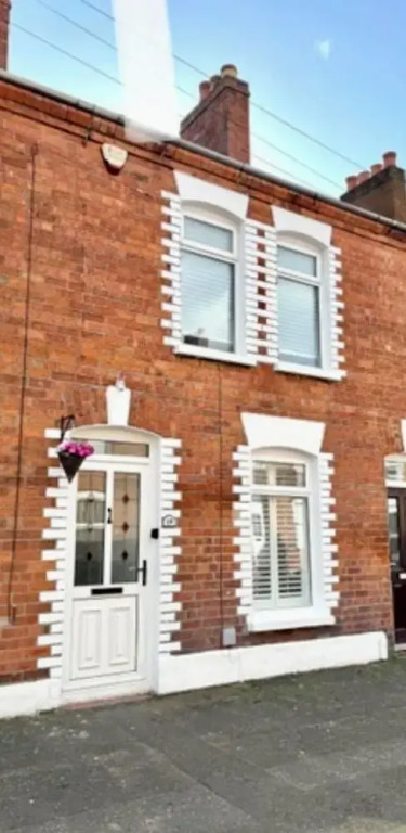 Traditional Belfast House 10 Mins From City Centre