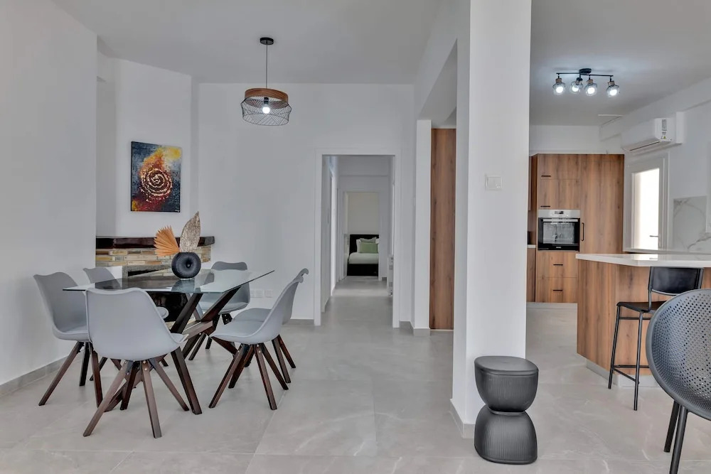 Phaedrus Living: Luxury Residence Faneromeni