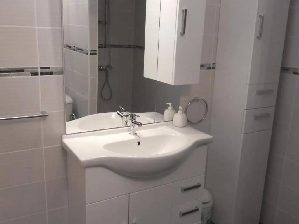 Pavillon climatisé, proche plage, 6 couchages, patio, parking privé, Port-la-Nouvelle - FR-1-229C-382