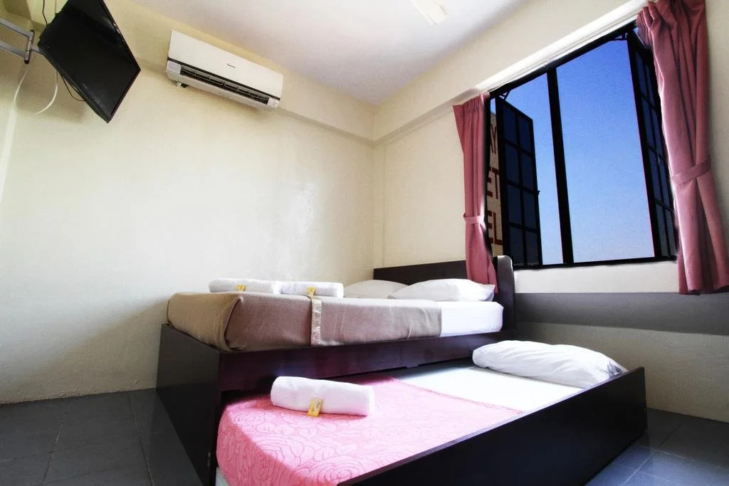 Broadway Budget Hotel
