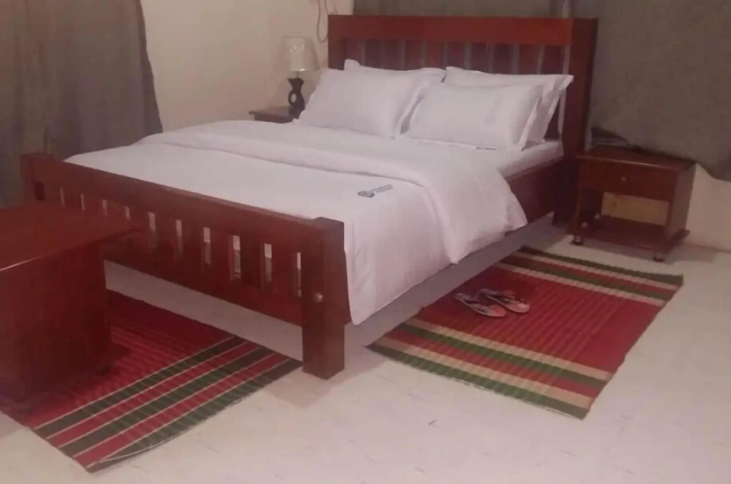 The Hub Hotel