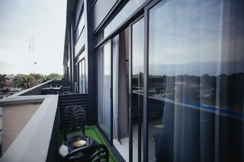 Embassy Gardens Upscale D-Plus Apartments