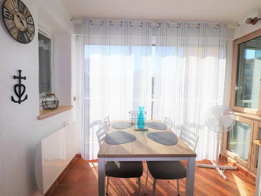 Appartement Le Grau-du-Roi, 2 pièces, 4 personnes - FR-1-307-158