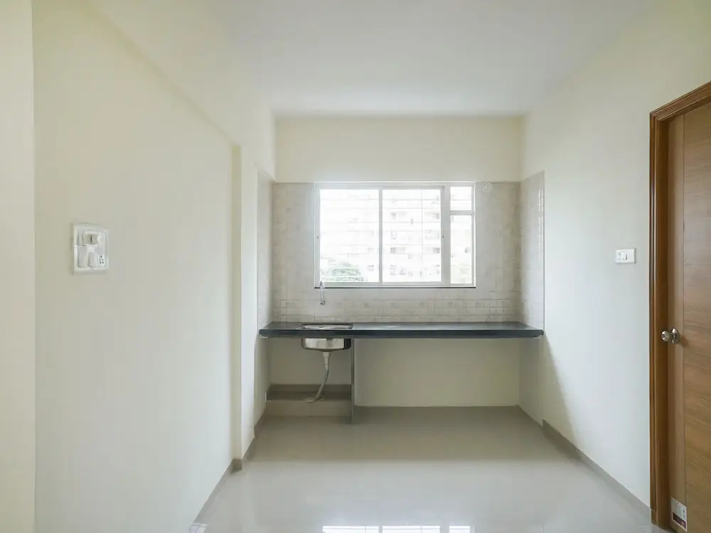 OYO 16570 I Suite