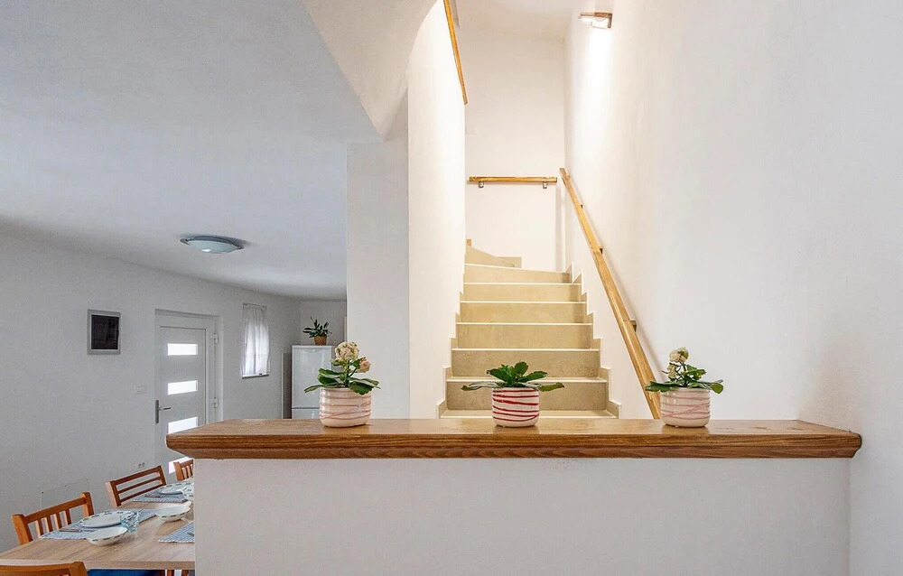 Amazing Home in Sikici With Wifi and 4 Bedrooms