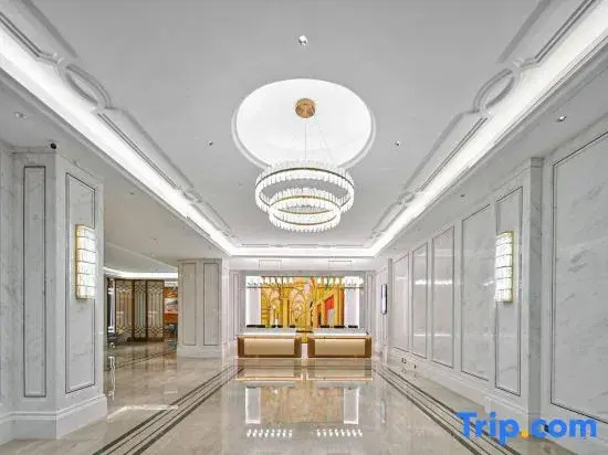 Vienna International Hotel (Qujing Luliang Tongle Plaza)
