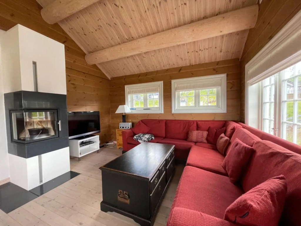 Luxembu - 4 bedroom cabin with a fantastic view