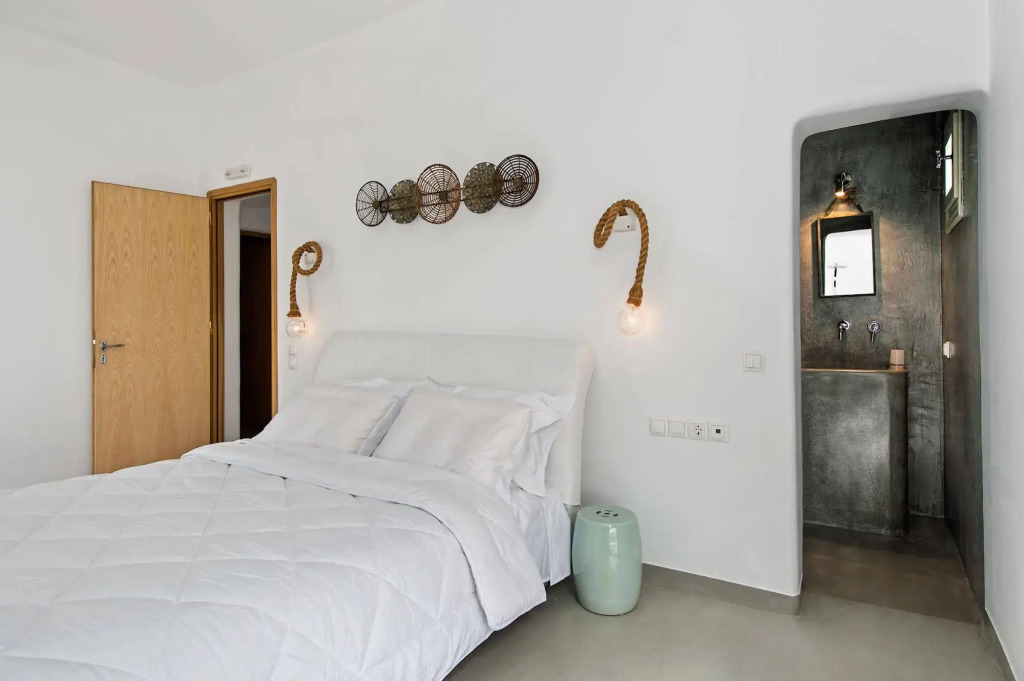 Pyrgos Terrace House