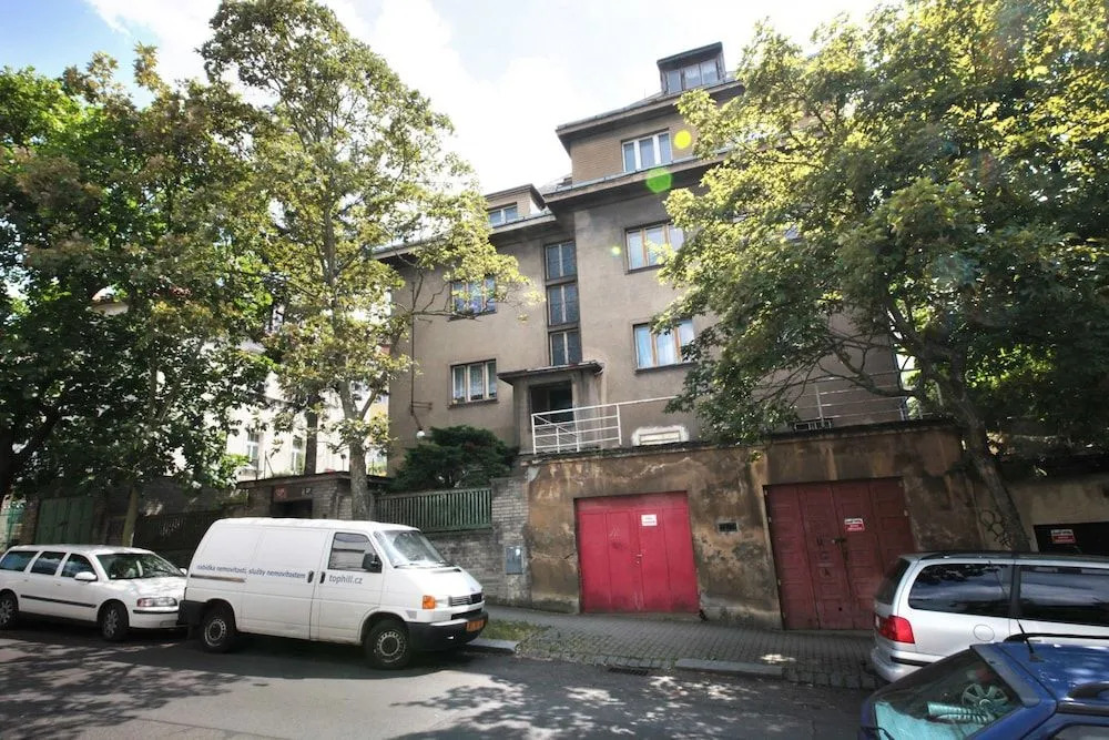 Apartment Above Angel