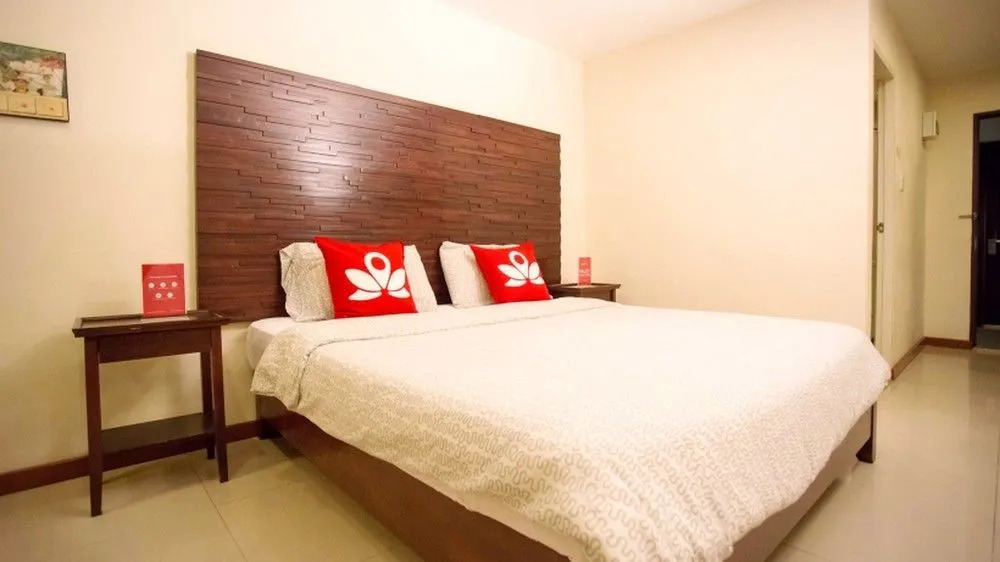 ZEN Rooms Royal Bee