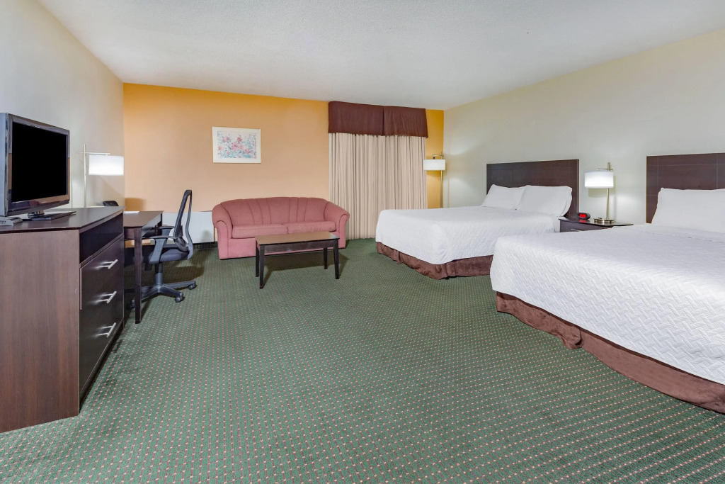 Travelodge by Wyndham Bracebridge