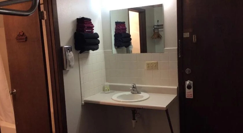 Sports Club Motel