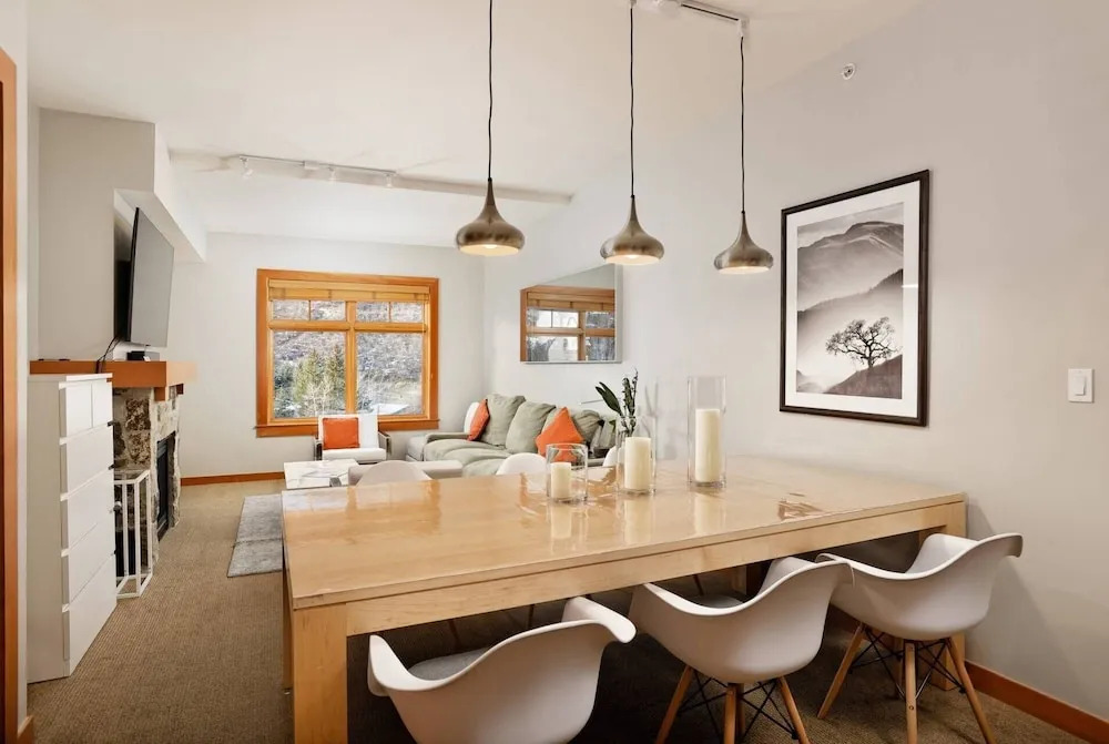 Capitol Peak Lodge by iTrip Aspen Snowmass