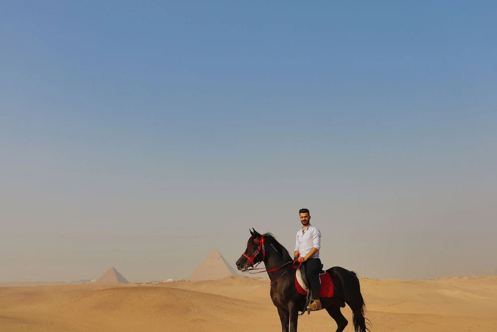 Pyramids Empire Inn