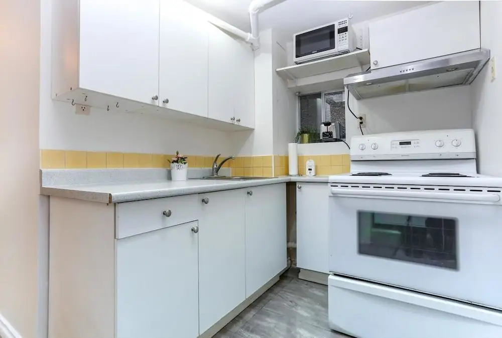 2bdr Suite UBC by Elevate Rooms