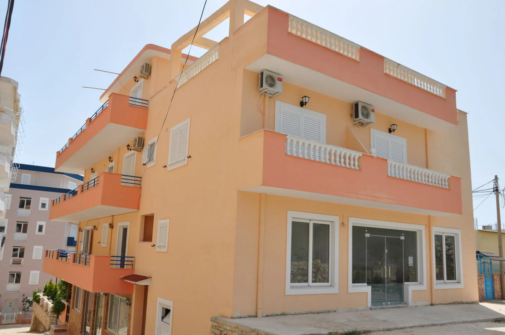 Hotel Vila Alvin & Apartments
